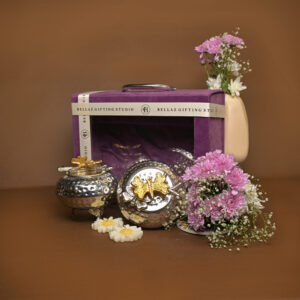 Daisy Elegance Gift Box
